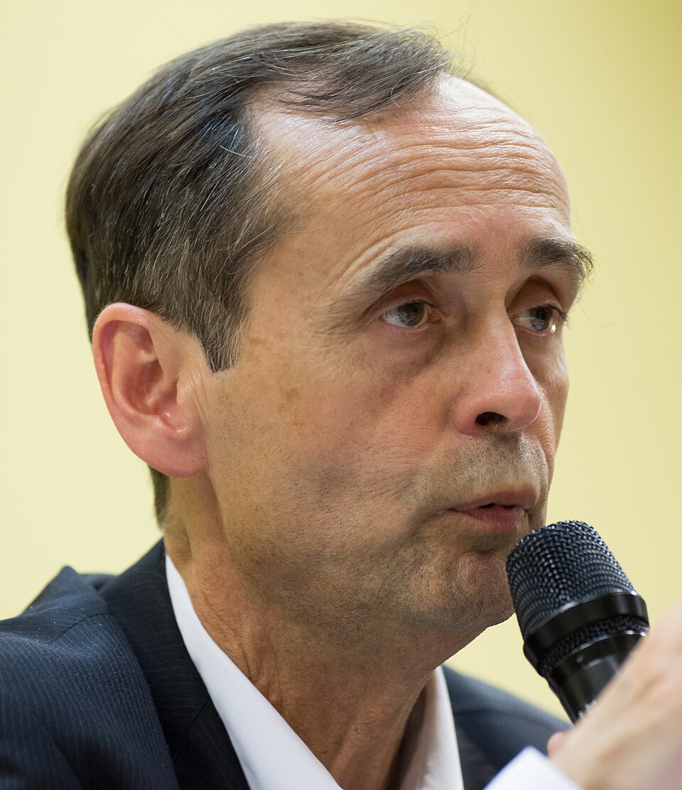 Portrait de Robert Ménard