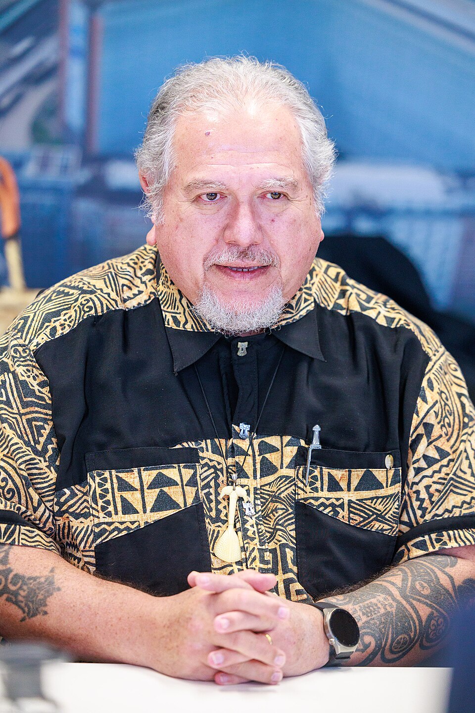 Portrait de Moetai Brotherson