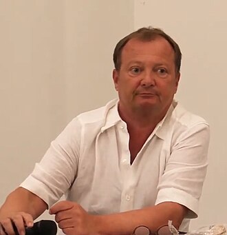 Portrait de Stéphane Peu
